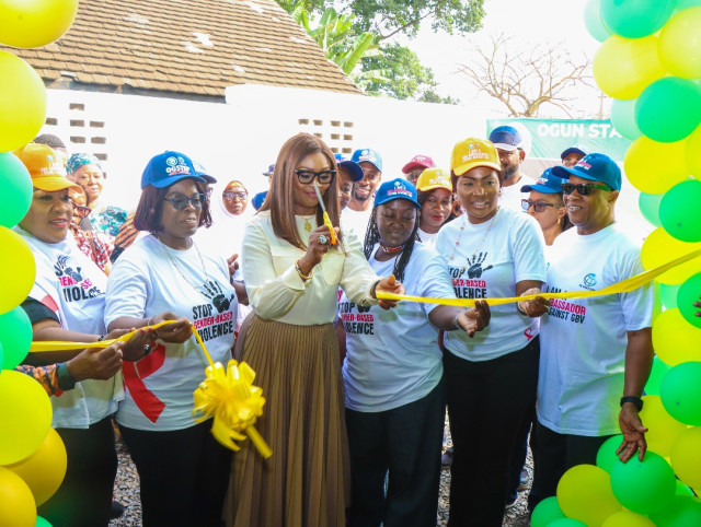 Wife of the Ogun State Governor, Mrs. Bamidele Abiodun during the inauguration of the SARC building on Wednesday